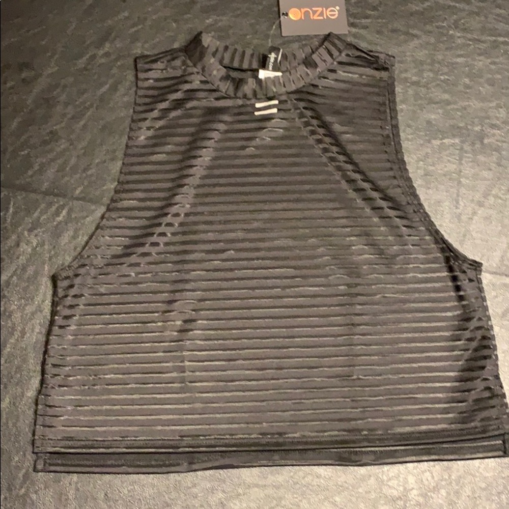 Cutest Onzie cropped tank new with tags